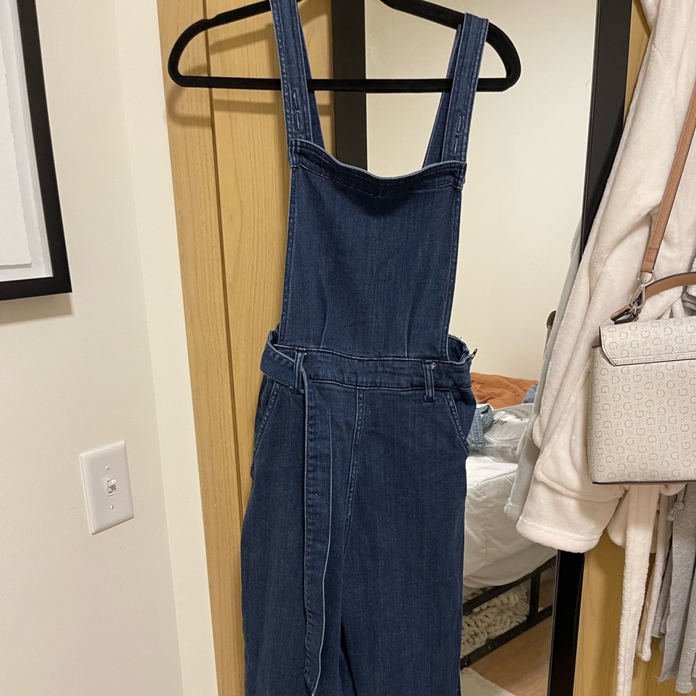 Overalls/jumpsuit with tie